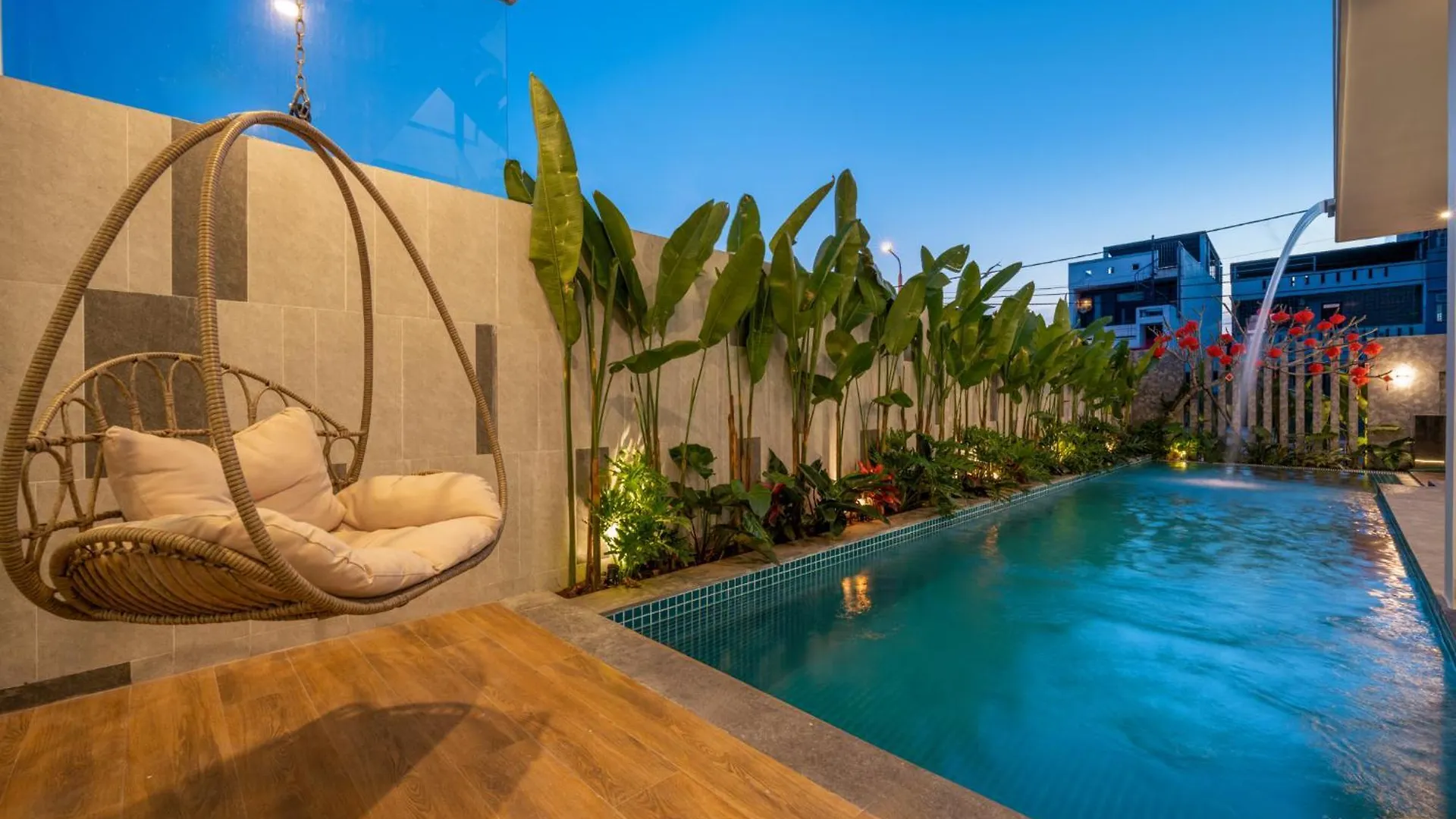 Amazing Newly Built Beach Pool Villas Danang 0*, Da Nang