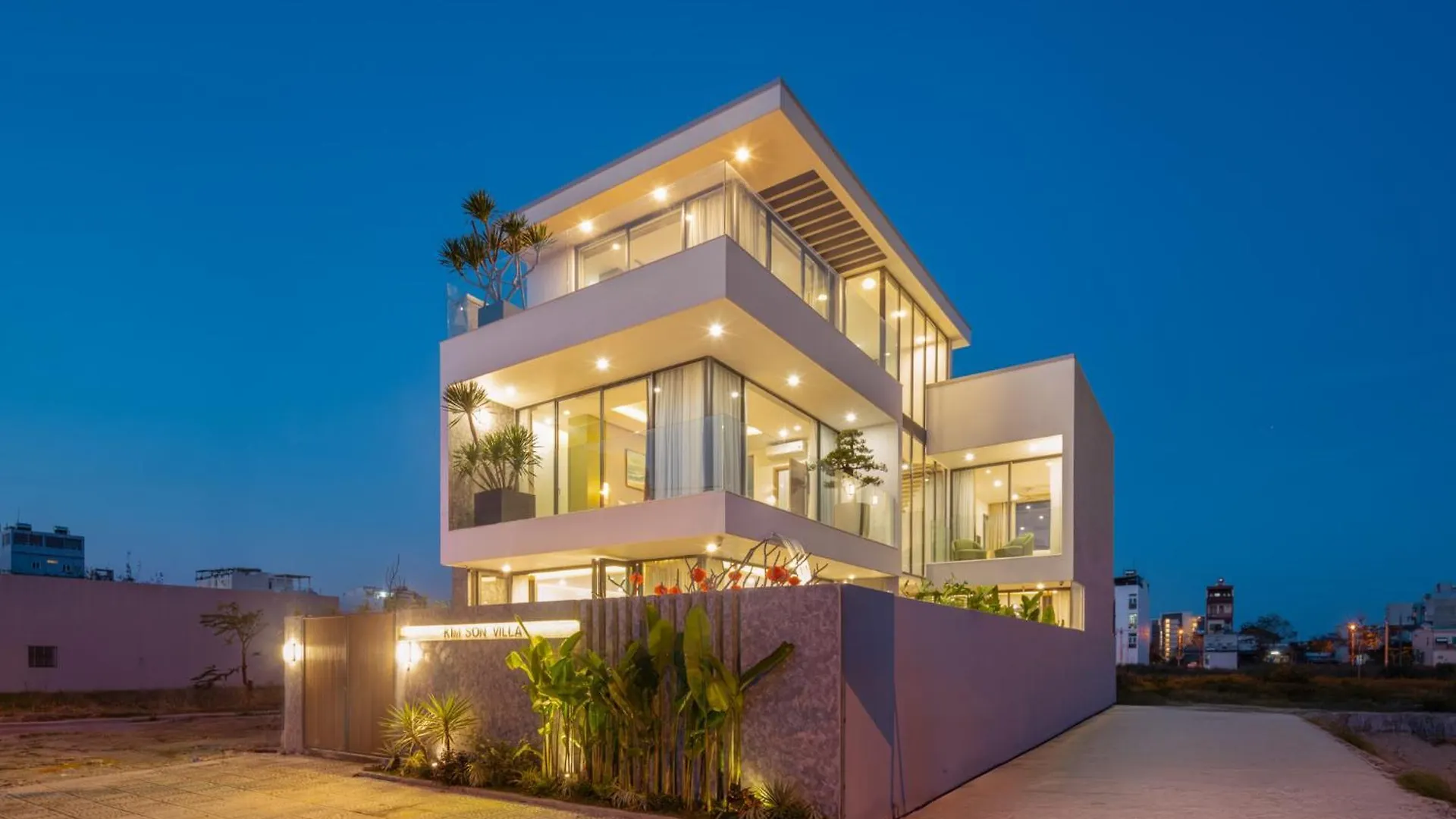 Amazing Newly Built Beach Pool Villas Danang Vietnam