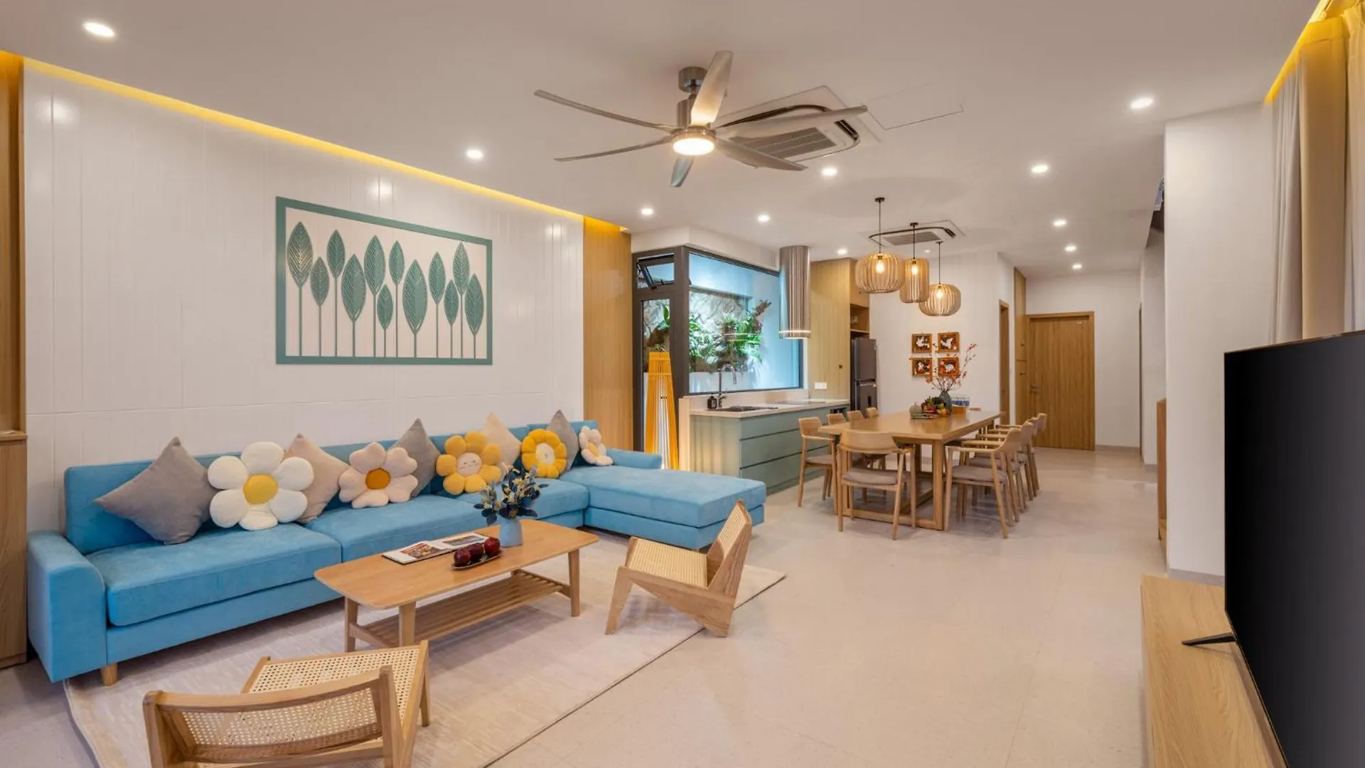 Amazing Newly Built Beach Pool Villas Danang  Da Nang